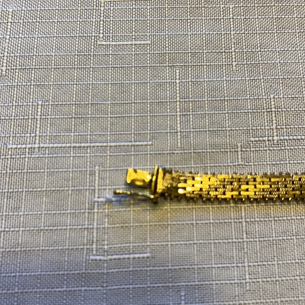 VINTAGE GOLD PLATED BRACELET - Picture 5 of 7